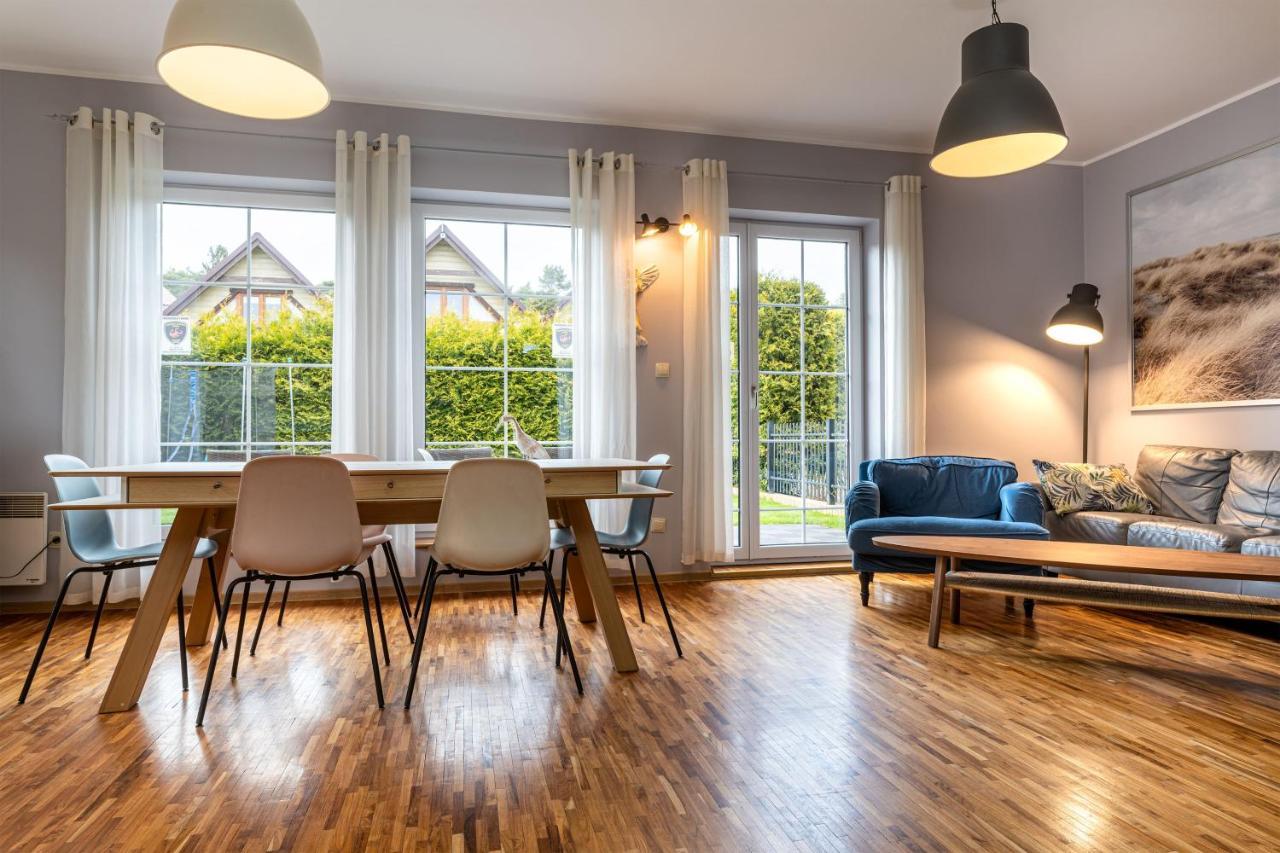 Dom Kotwa Villa Karwia Kültér fotó